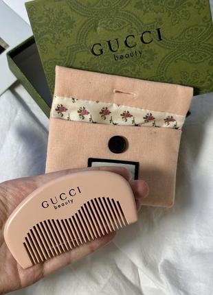 Гребінець I SAW IT FIRST