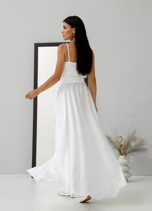 Білосніжна сукня в підголу із шовку