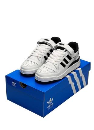 Кроссовки женские adidas forum low white black new9 фото