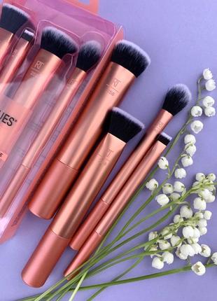 Real techniques face base makeup brush set