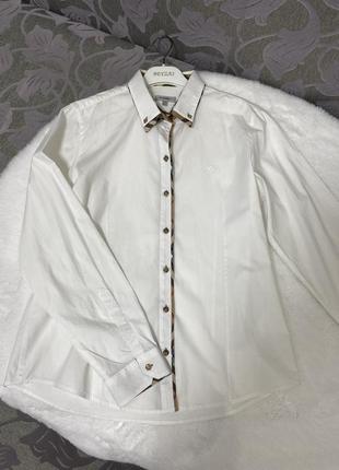 Фирменная оригинальная рубашка burberry в белом цвете