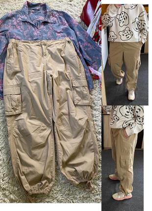 Стильные легкие коттоновые брюки карго в песочном цвете,new look,p.16-18