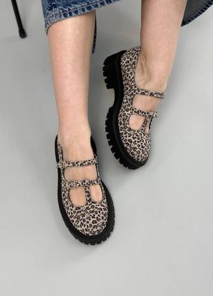 Замшеві туфлі жіночі з леопардовим принтом