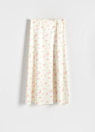Шикарна сатинова спідниця міді в квітковий принт zara