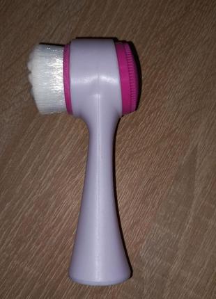 Масажна щітка для обличчя