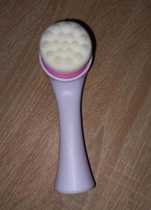 Масажна щітка для обличчя