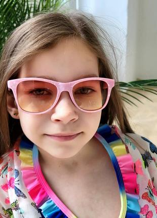Детские солнечные розовые очки для девочки