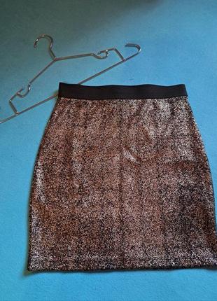 Блестящая мини юбка