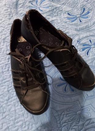 Кроссовки adidas, 37, стелька 24
