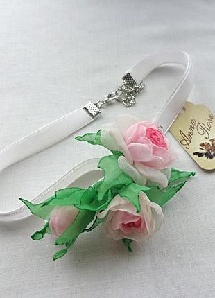 Чекер белый бархатный с цветком  на шею "пастельная роза"2 фото