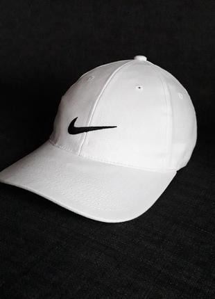 Nike. кепка