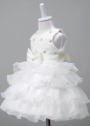 Новое бальное, праздничное, выпускное, новогоднее, белое платье для девочки, 120 размер, подойдет на 4 / 5 лет.