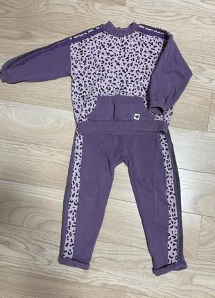 Фіолетовий костюм некст 122 см повсякденний штани кофта