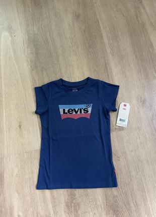 Новая футболка levi's для девочки 5-6 лет