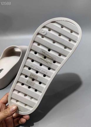 Сланці шлепки karl lagerfeld сланцы