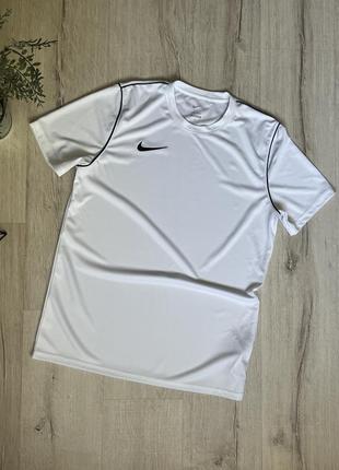 Nike мужская спортивная футболка