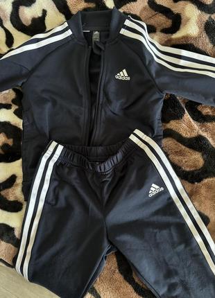 Спортивний костюм adidas 98-104 см
