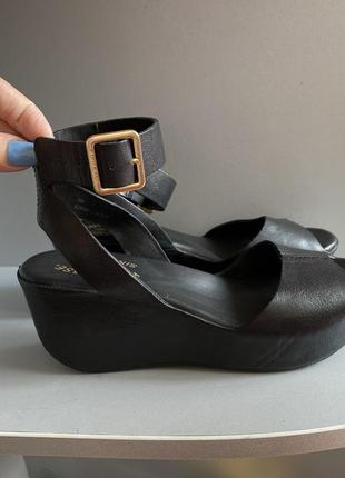 Kork ease platform кожаные босоножки сандалии на платформе