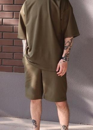 Чоловічий літній комплект футболки та шорти