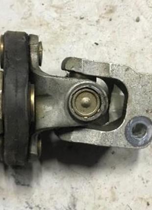Бу карданчик рулевого вала mercedes w168, a1684620378