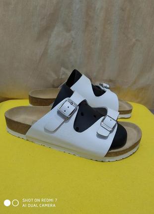 Шкіряні шльопанці birkenstock