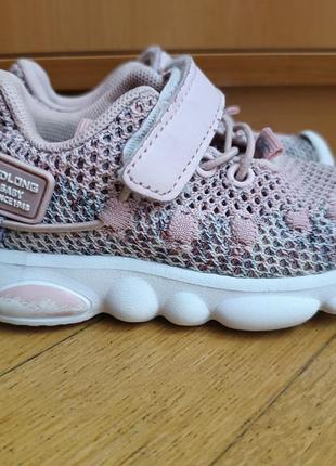 Літні дитячі кросівки сітка