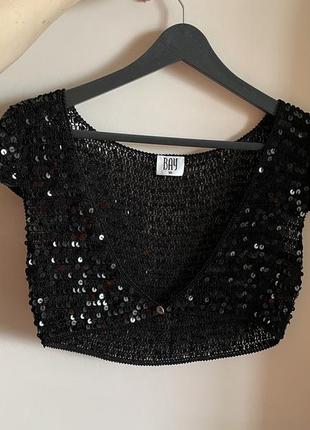 Топ на пуговице с пайетками