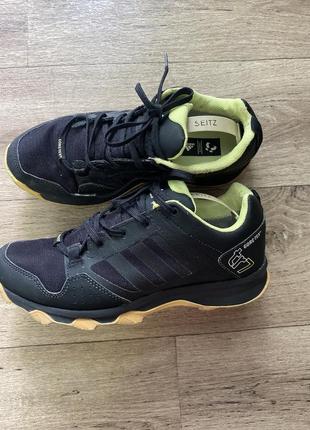 Кросівки adidas gore-tex