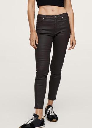Новые штаны с напылением под кожу , коричневые 36