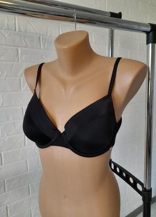Черный бюстгальтер 75с