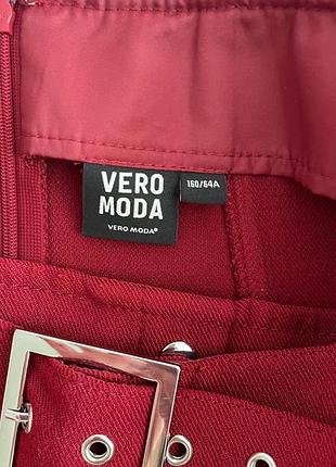 Коротка бордова червона міні спідниця3 фото
