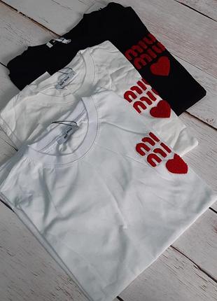 Футболка с вышивкой miu