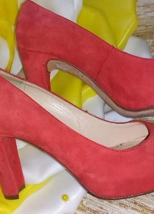 Замшеві туфлі unisa