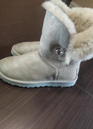 Уггі угги угг ugg mini grey patent peel