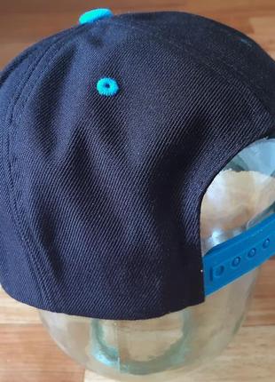 Стильная бейсбольная кепка, снепбек, реперка yupoong