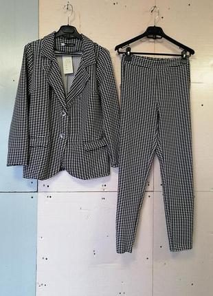 Костюм классика