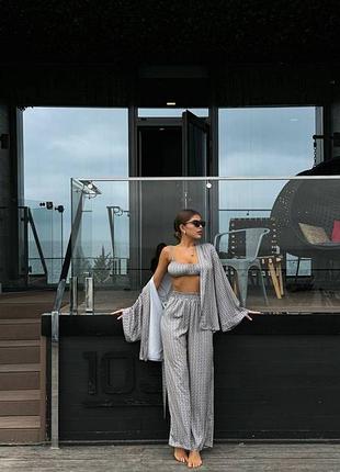 Костюм жіночий