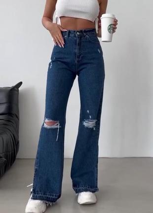 Самая тонкая модель джинс wide leg в темно-синем цвете с разрезами