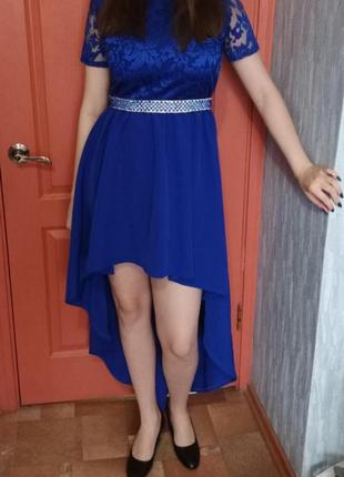 Сукня вечірня з шлейфом синє плаття довге