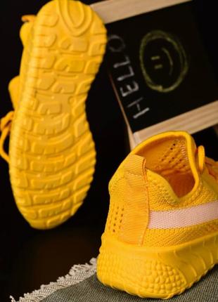 Кроссовки детские 2