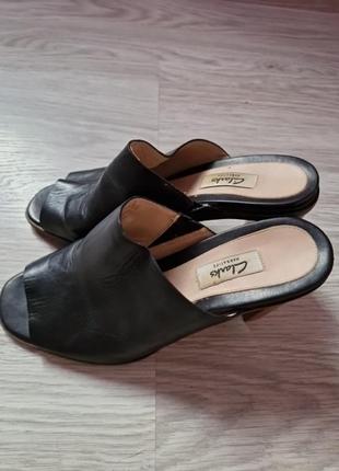Босоножки натуральна шкіра  clarks оригінальні