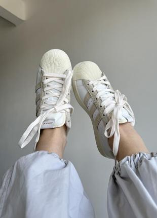Adidas superstar white/beige
