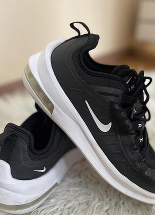 Кроссовки nike