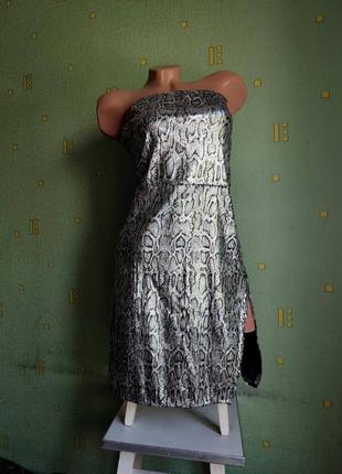 Платье.эффектное платье. платье boohoo.sk24. us20. большой размер.