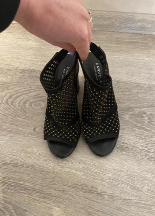 Босоножки carvela kurt geiger 37 р