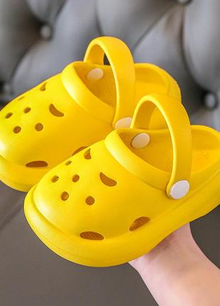 Сандаді для дітей в стилі крокси crocs