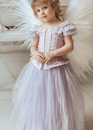 Ніжна сукня на маленьку принцесу