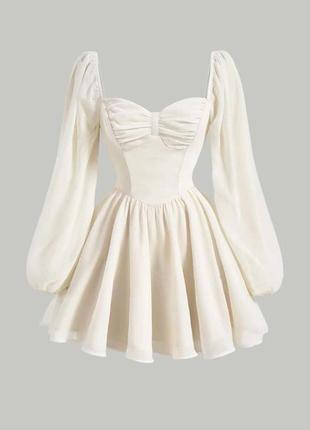 Жіноча молочна елегантна сукня на літо трендова однотонна стильна якісна