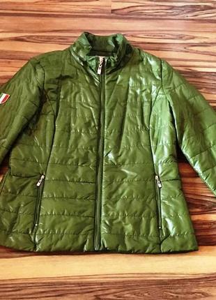 Итальянская легкая весенне-летняя куртка-жакет "flight finery" зеленого цвета