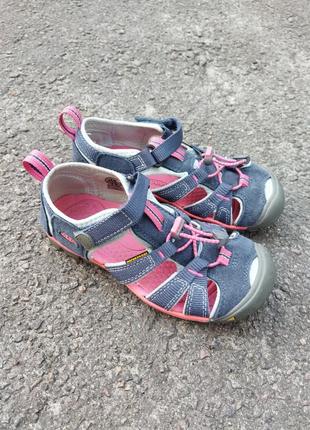 20 см босоніжки дитячі трекінгові сандалії keen сандалі для дівчинки